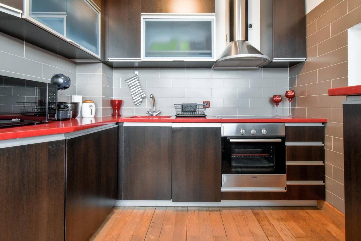 Apartment Fully Equipped Vitoshka Area Spacious Metro Sofia