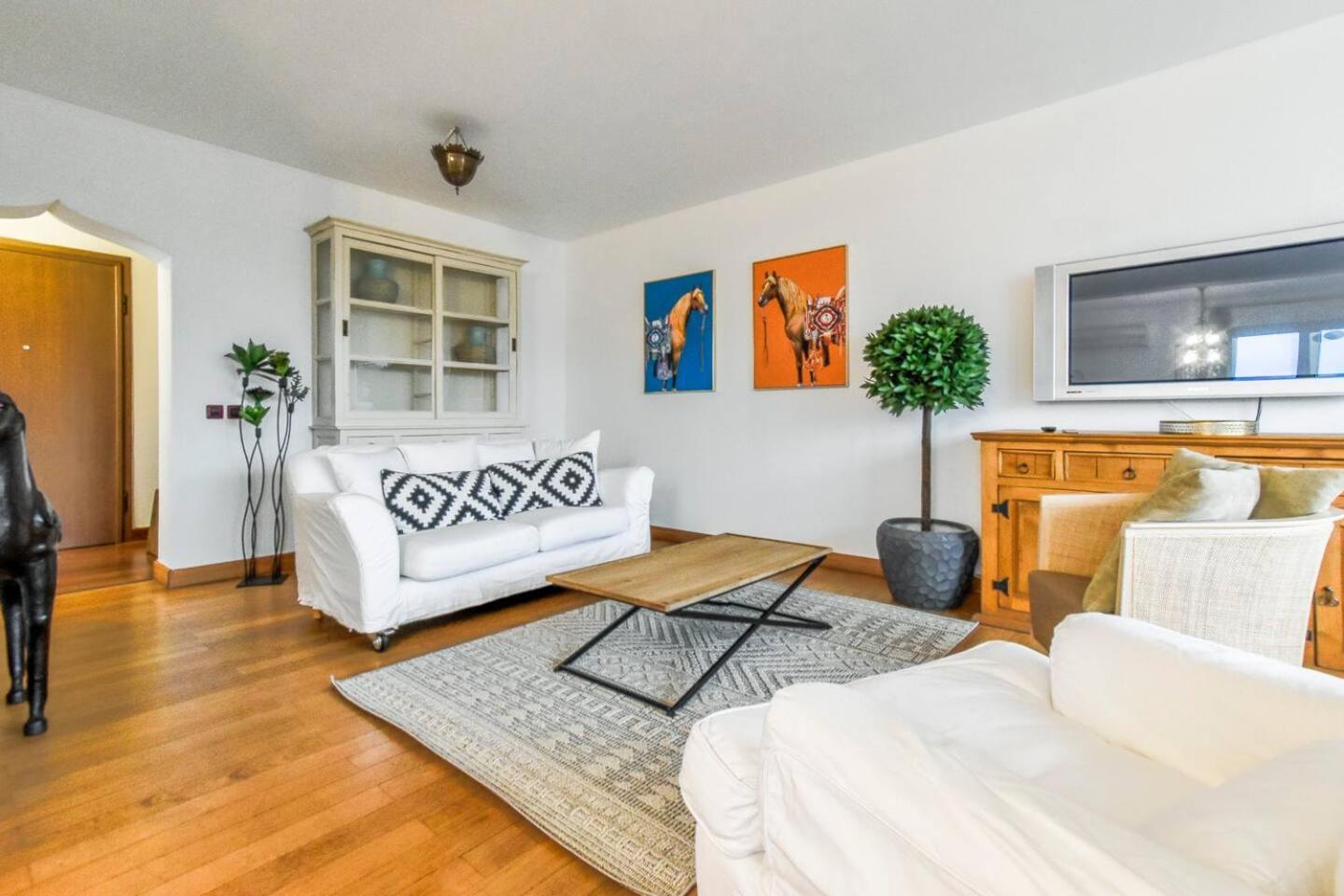 Fully Equipped Vitoshka Area Spacious Metro *